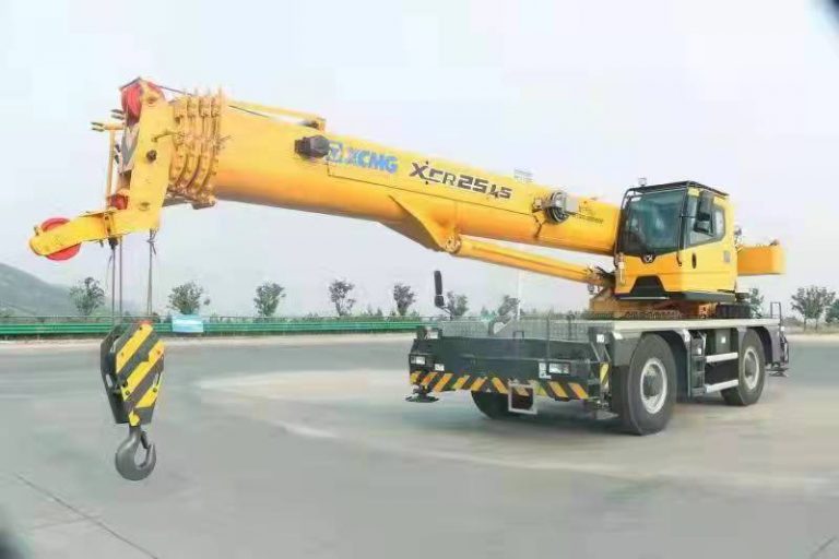 ⚡Купить Самоходный внедорожный короткобазный кран 25t XCMG XCR25L5 от официального дистрибьютора XCMG в Украине ⚡ Купить по самой низкой цене ⚡Отдел продаж ⚡+38(095)457-00-44 ⚡+38(067)457-00-44