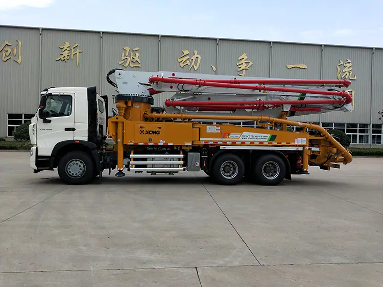 ⚡Купить Автобетононасос XCMG Schwing HB37V HB43V HB47V HB52V на базе шасси Sinotruk HOWO ZZ5347V524HE1 от официального дистрибьютора XCMG в Украине ⚡ Купить по самой низкой цене ⚡Отдел продаж ⚡+38(095)457-00-44 ⚡+38(067)457-00-44